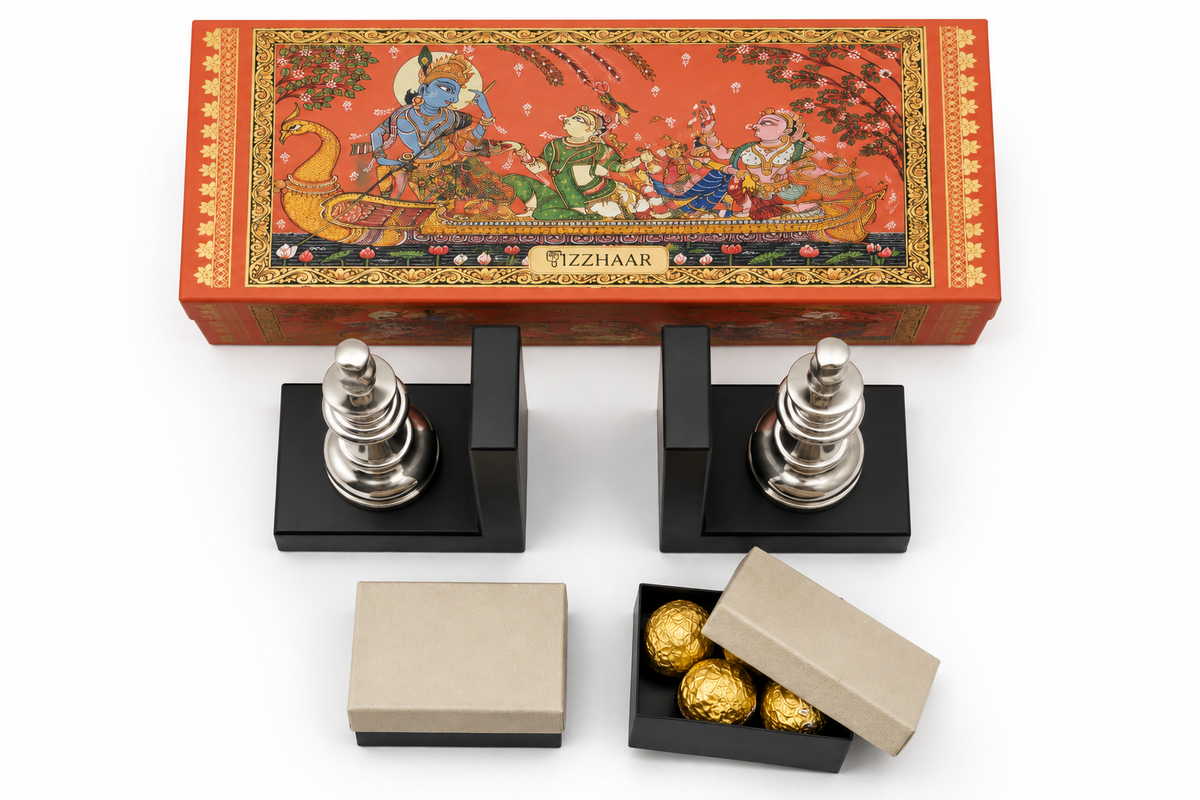 Izzhaar The Royal Keepsake Collection