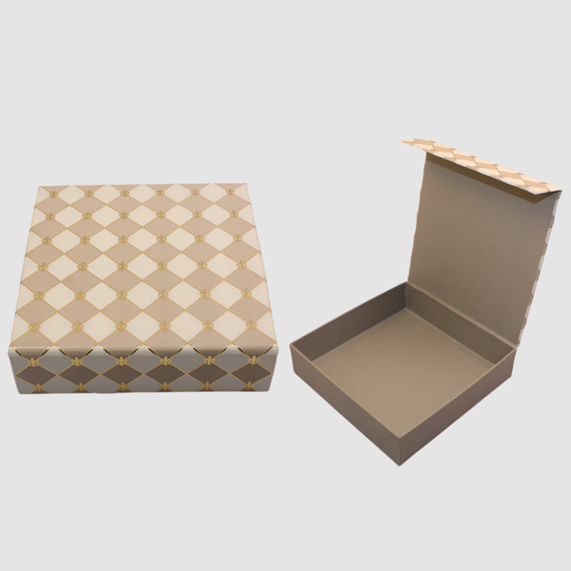 Gingham Cappuccino Sweet Box