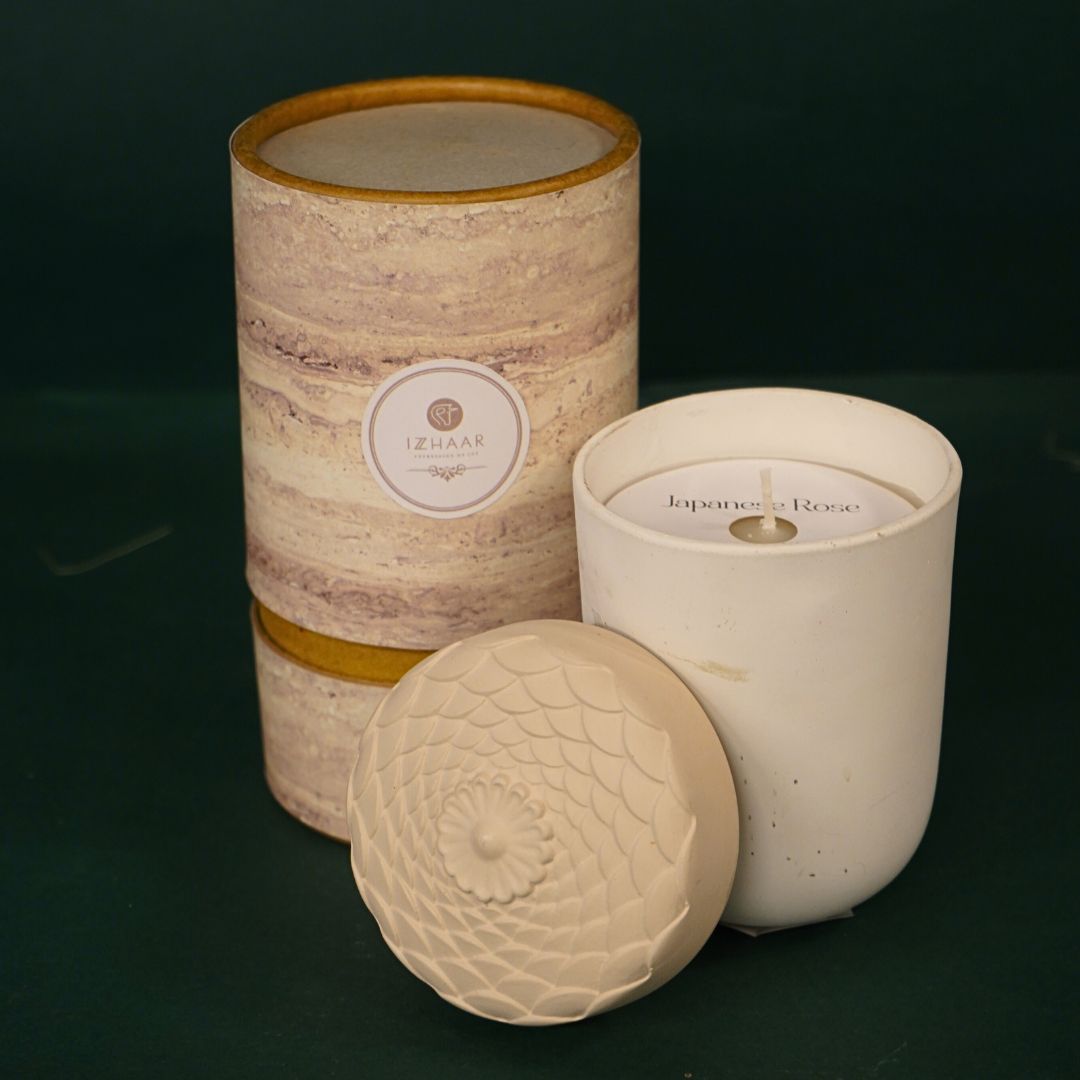 Elegance Knit Ceramic Scented Candle with Matching Gift Tube.