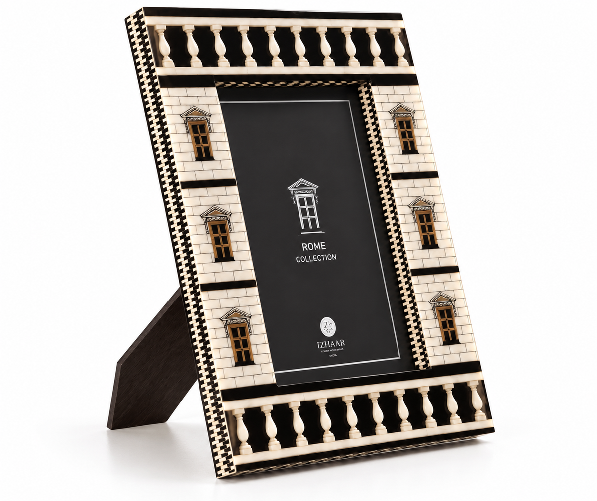 Izzhaar Photo Frame-White & Black Roman