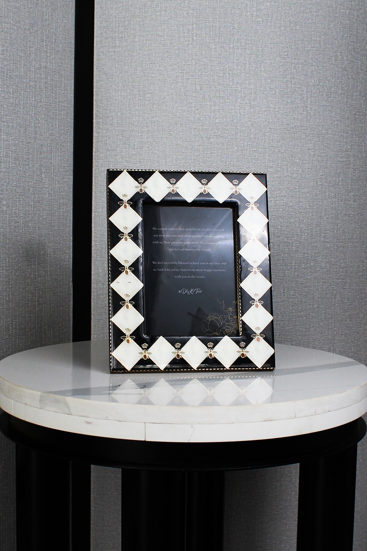 Gingham Bee Photoframe