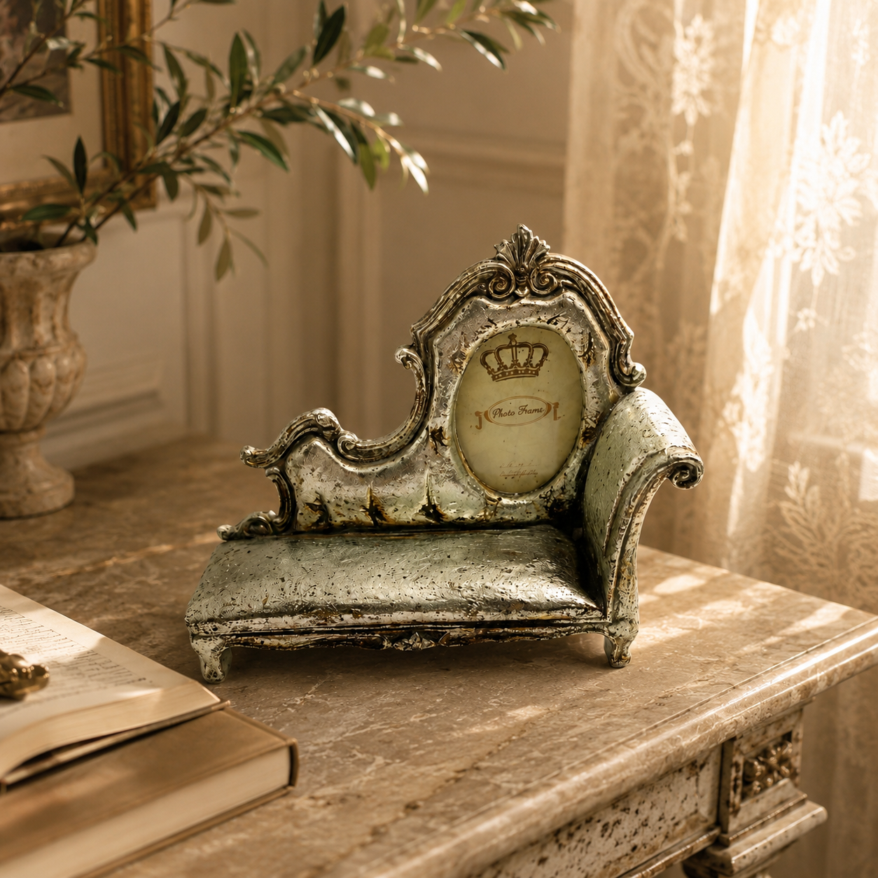 Royal Couch Photo Frame (Sofa).