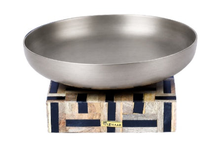 Izzhaar Silver Bowl Wooden Base-Square
