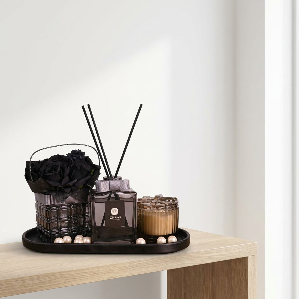 Luxury Home Fragrance Gift Set – Reed Diffuser, Scented Candle & Floral Arrangement Tray.