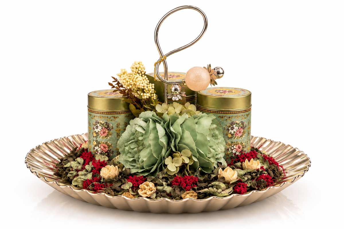 Izzhaar Botanical Charm Silver Platter Hamper