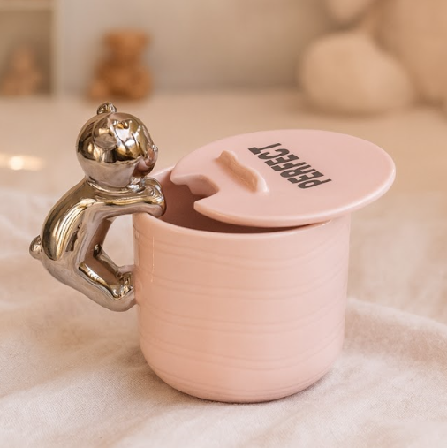 Izzhaar Cuddle Bear Blush Mug with Lid – “Perfect” Edition